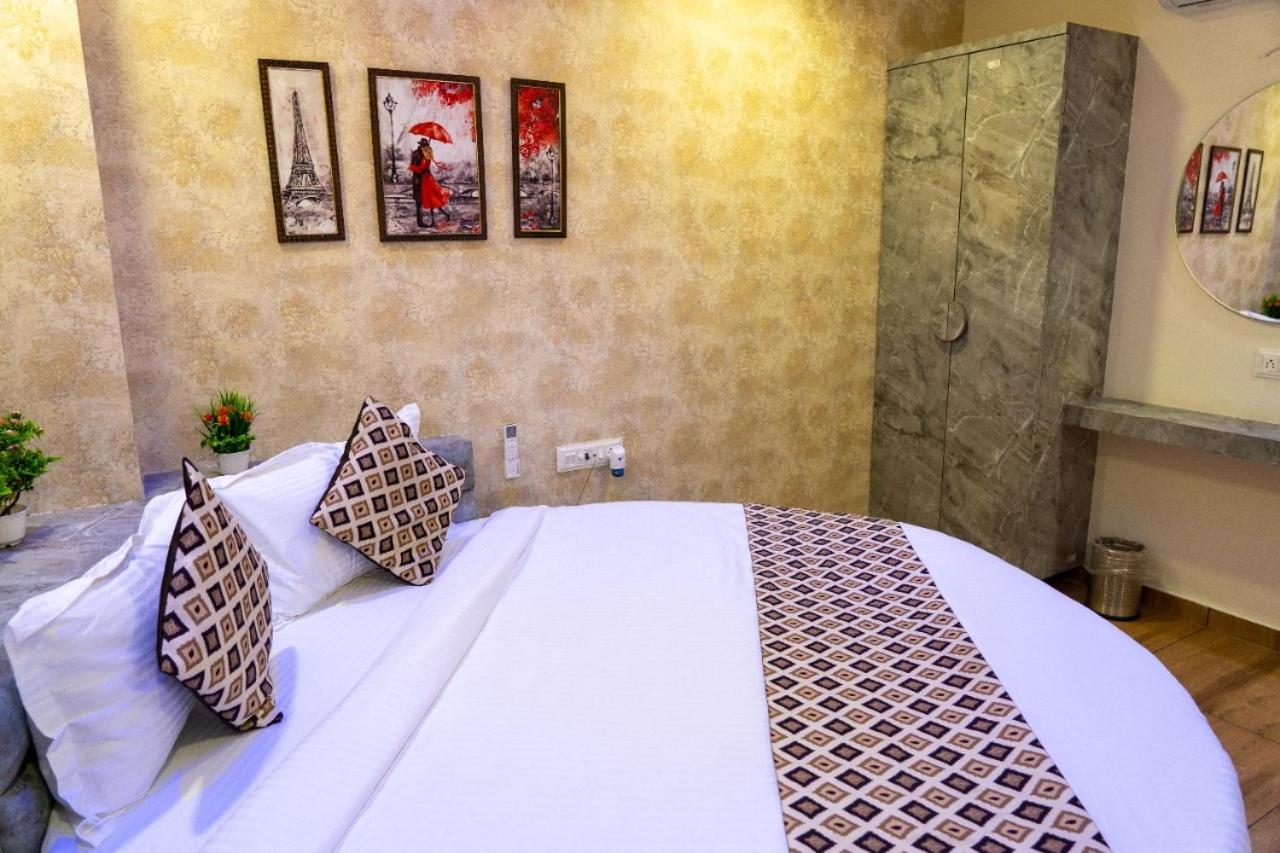 Hotel Lee Grand Ānand エクステリア 写真